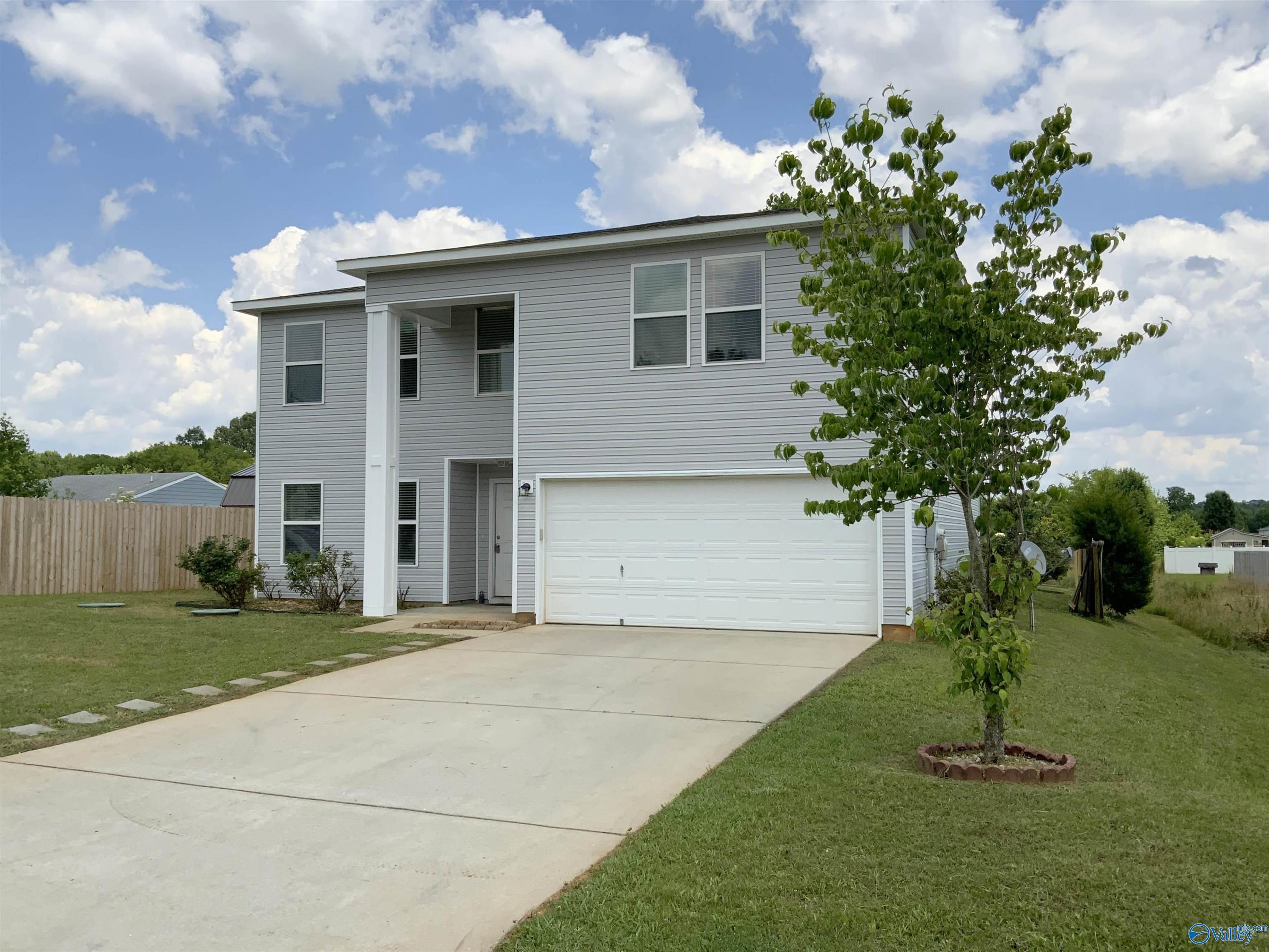105 Bayside Lane